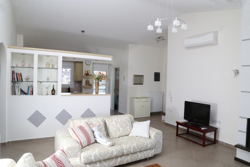 Konstantinos Luxury Apartment Keramotí Kültér fotó